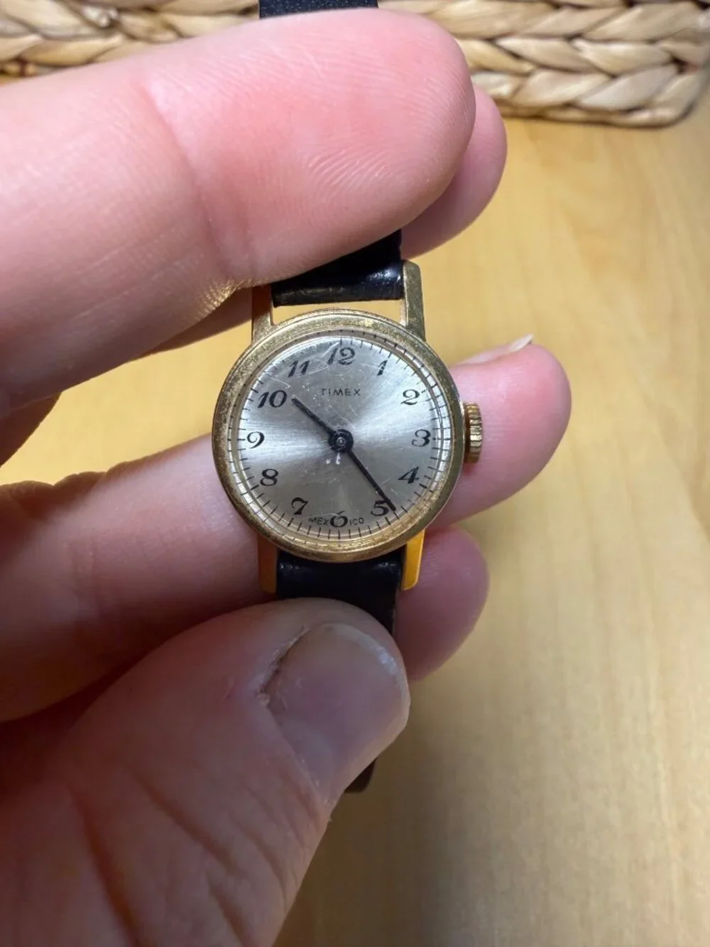Timex vintage gold